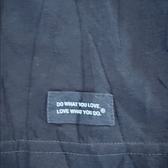 Life is Good graphic tee shirt - Picture 4 of 5